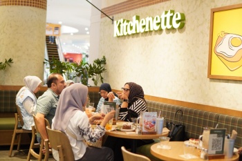 Kangen Teman Tongkrongan Lama? Yuk Janjian Hangout di Restoran Makassar Ini!