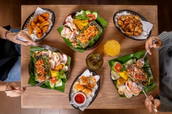 Nasi Goreng Bakar ala The People’s Cafe: Familiar dengan Sentuhan Berbeda